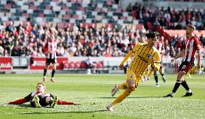 记者：三笘薰在布莱顿很开心，但还没开始谈续约&amp;合同剩两年