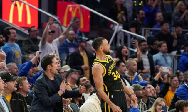 1709892391731092773.png 库里崴脚勇士冲季后赛蒙阴影!健康比好赛程更重要