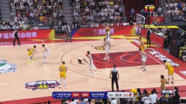 华体会官网-CBA历史首次黑七！胡金秋孙铭徽联手闪耀淘汰广东