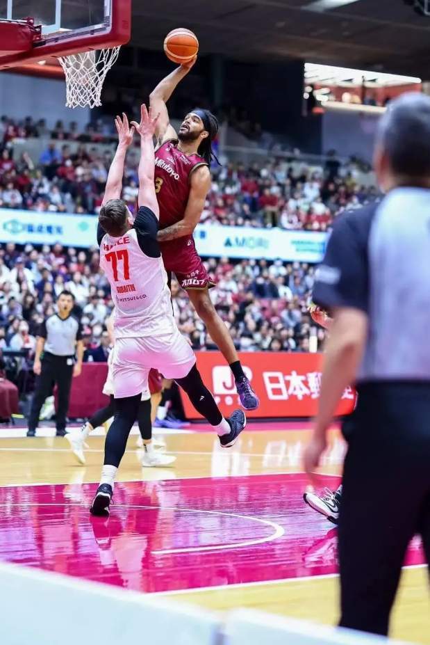 华体会hth-又要开盲盒！场均14.8分7.2板强人加盟传统劲旅，首秀或对阵黑马