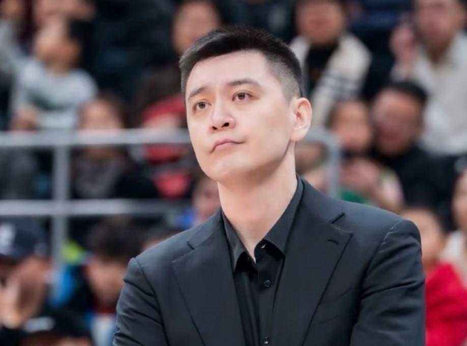 华体会-媒体人：杨鸣向辽宁队提出辞职，今天上午俱乐部会发离任公告